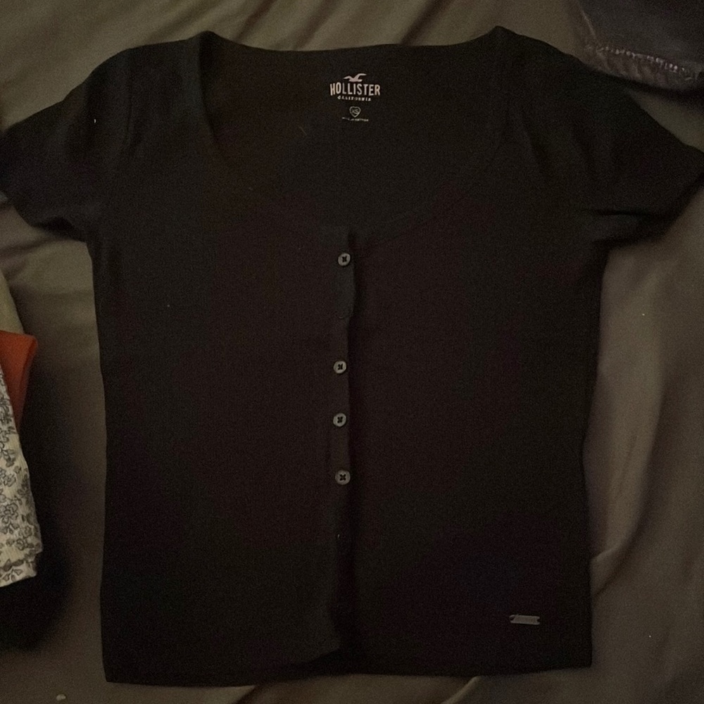 HOLLISTER black top